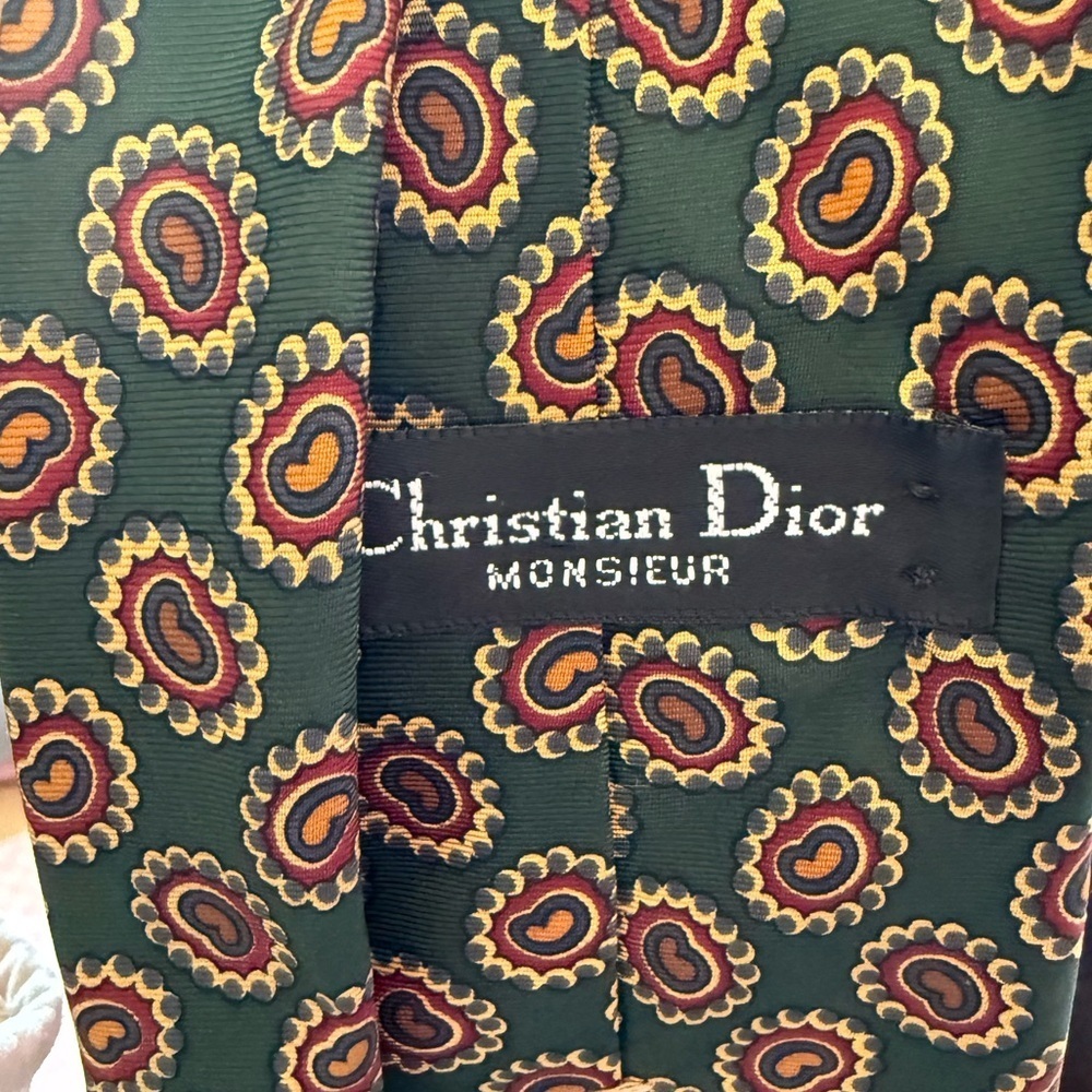 Christian Dior Men’s All Silk Green Pattern Necktie Vintage